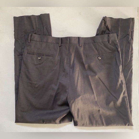 Like New Joseph Abboud Grey Suit - Picture 9 of 9